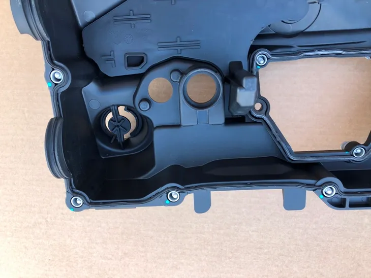 oslona-zaworow-8645888-do-1-e81-e82-e87-e88-x1-e84-z4-e85-3-e90-e91-e92-e93-stan-nowy-numer-katalogowy-oryginalu-5-e60-1-e81-e82-x3-e83-x1-e84-123-00-014-bvc50105-477-560-vc020-107199-503-275-zh-505-91803-2385033-2385054-2389116-bko-bm-004-bpz-bm-003-11127555212-7555212-11127553171-7553171-11128645888-8645888-ba010032a2-20-10-7199-2010-bmw-cylindrow-cylidrow-cylindry-glowicy-glowicy-zawor-zawor-separator-kolektor-indukcyjny-odma-pokrywy-pokrywa-lci-lift-oslony-oslony-uszczelnieniem-oleju-seria-serii-serie-seri-oslona-oslona-z4-e85-e87-e88-3-e90-e91-e92-e93-zaworow-zaworow-glowica-glowica-z-uszczelka-uszczelka-uszczelkami