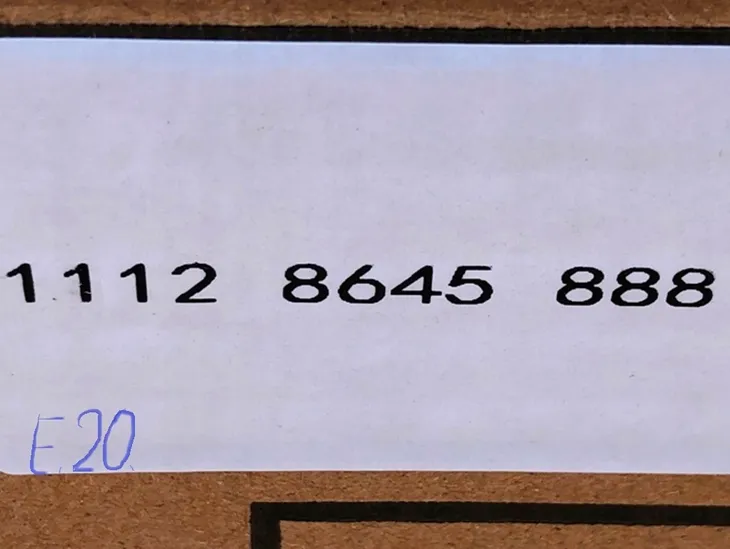 oslona-zaworow-8645888-do-1-e81-e82-e87-e88-x1-e84-z4-e85-3-e90-e91-e92-e93-stan-nowy-numer-katalogowy-czesci-11128645888-7555212