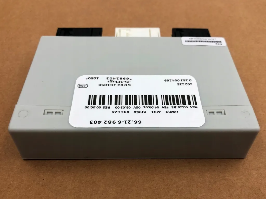 sterownik-modul-czujnikow-pdc-do-bmw-e81-e82-e84-e87-e88-e90-e91-e92-e93