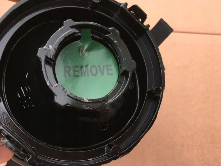 prawy-halogen-przeciwmglowy-6910792-do-bmw-e46-e90-e91-e60-e61-e64-e63-e83-rodzaj-lampy-dedykowana