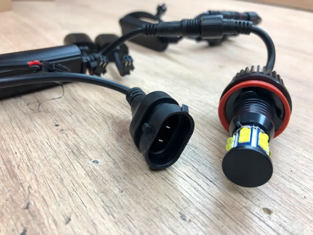 led-h8-1600lm-6000k-do-bmw-e88-e90-e91-e60-e61-e63-e64-e84-e70-e71-e72-e89