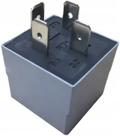 przekaznik-kompresora-a0025421319-do-mercedes-klasa-e-w211-s-w220-cls-w219