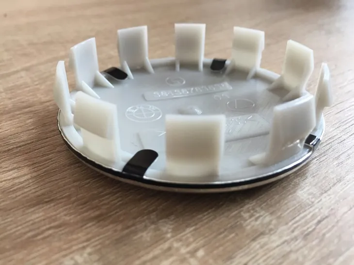 dekielki-felgi-kola-do-bmw-68mm-e64-e65-e66-e70-e71-e86-e87-e72-e81-e82-marka-bmw