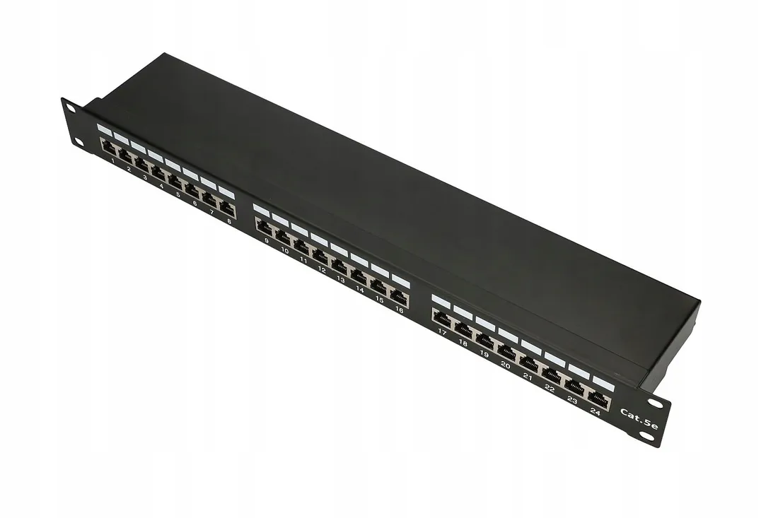 patchpanel-extralink-cat5e-stp-v2-24-porty