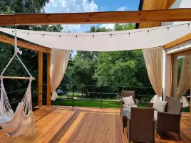 zagiel-przeciwsloneczny-zacieniacz-ogrodowy-bialy-ekonomiczny-dach-32x50