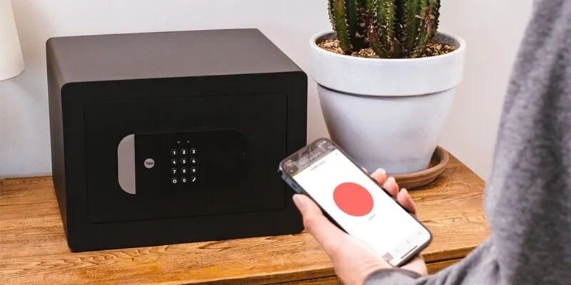 yale-smart-home-safe