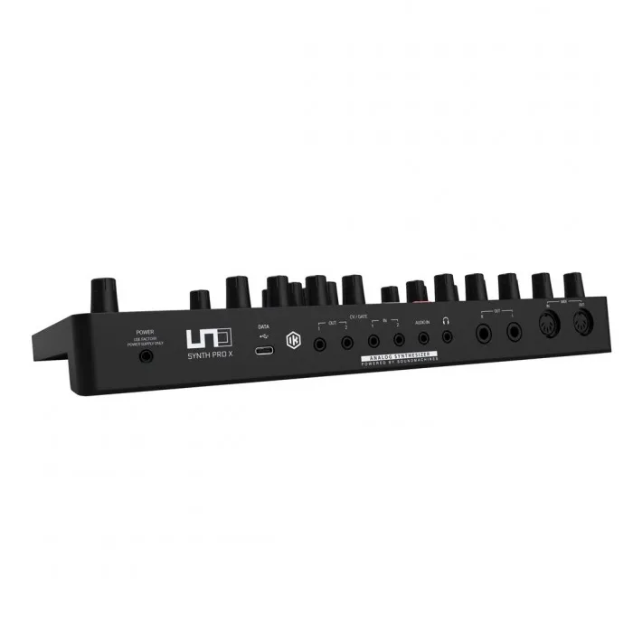ik-uno-synth-pro-x-syntezator-analogowy
