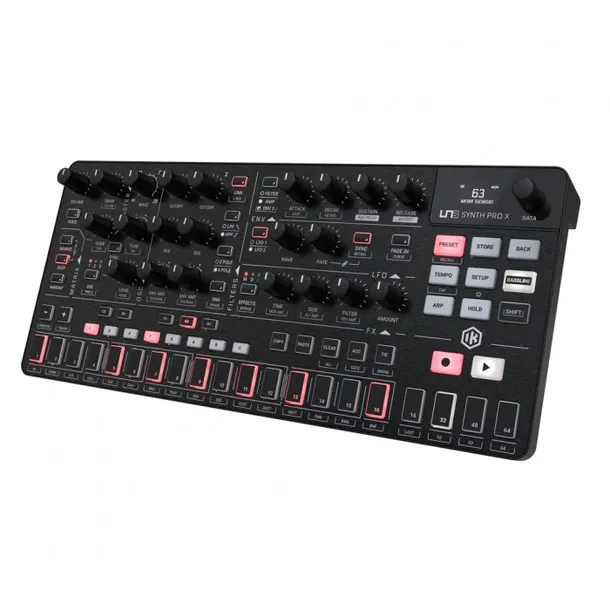 ik-uno-synth-pro-x-syntezator-analogowy-bohater-inny