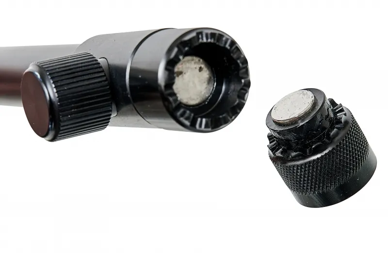 black-spot-magnet-stick-80-cm-stan-nowy