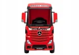 samochod-mercedes-czerwony