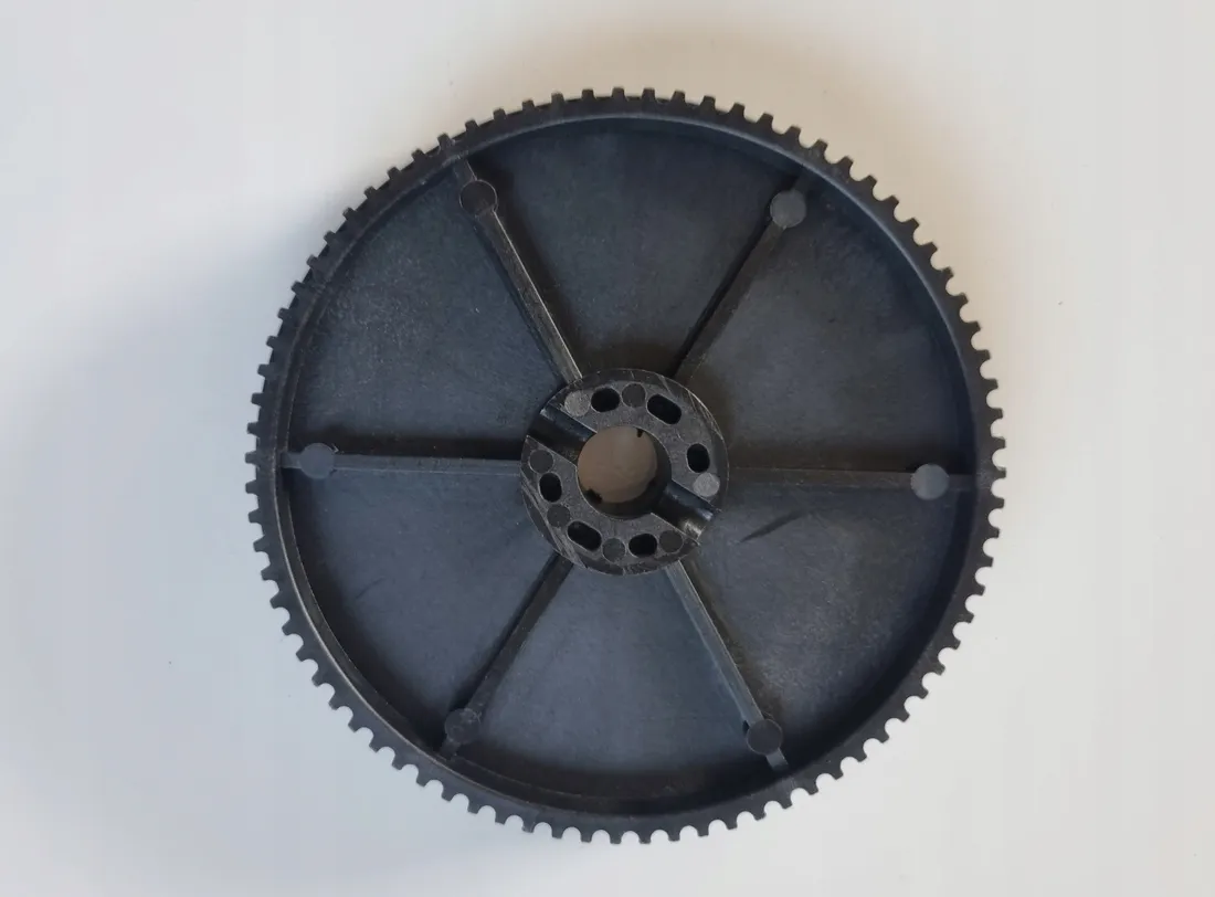 kolo-pasowe-plastikowe-betonirki-defro-128-mm-na-pasek-zebaty-450m-stan-nowy