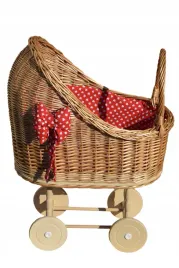 wiklinowy-wozek-dla-lalek-pchacz-z-kolderka-i-obszyciem