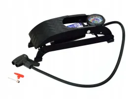 pompka-nozna-jednotlokowa-manometr-dwie-uniwersalne-koncowki-w-zestawie