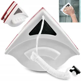 myjka-do-okien-dwustronna-na-magnes-sciagaczka