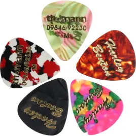 kostki-gitarowe-piorko-do-gitary-080-mm-harley-benton-medium-5-szt-zestaw