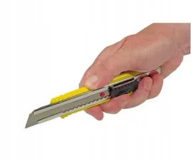 nozyk-z-ostrzem-lamanym-18mm-noz-do-tapet-tapeciak-tapicerski-stanley