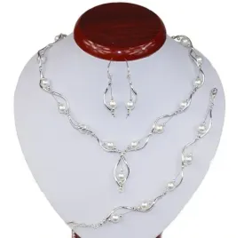 komplet-bizuterii-wieczorowy-perly-biale-kolia