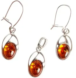 komplet-srebrny-z-bursztynem-wisiorek-kolczyki-certyfikat
