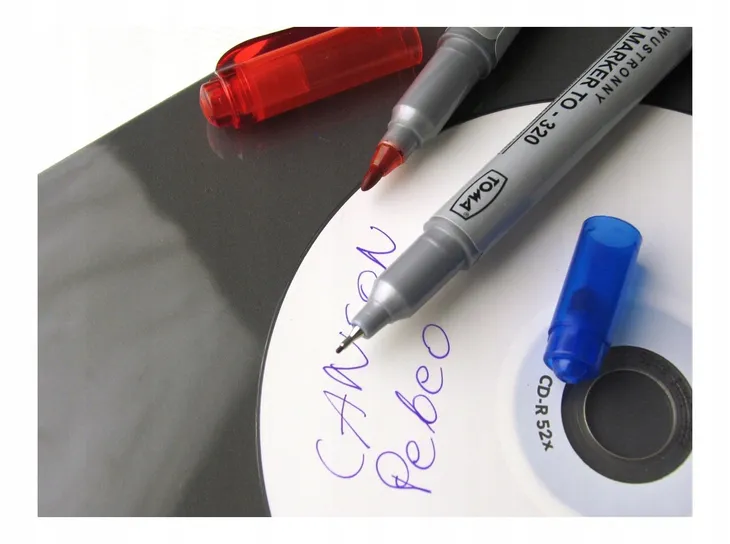 marker-do-cd-dwustronny-czarny-toma-stan-nowy-liczba-sztuk-w-opakowaniu-1-szt
