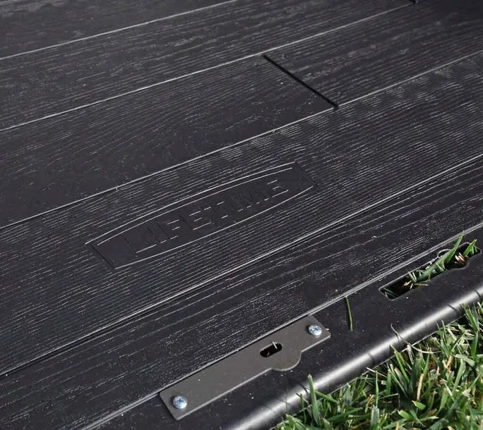 domek-narzedziowy-lifetime-24x46m-domek-ogrodowy-domek-na-narzedzia-szary-informacje-dodatkowe-okiennice-w-komplecie-podloga-w-komplecie-pokrycie-dachu-w-komplecie