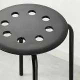 ikea-marius-stolek-taboret-czarny-material-metal