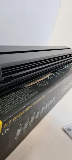 reflektor-dalekosiezny-black-magic-hella-1fj-358-196-401-strona-zabudowy-przod