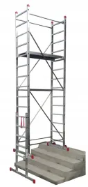 rusztowanie-aluminiowe-faraone-ak400-na-schody