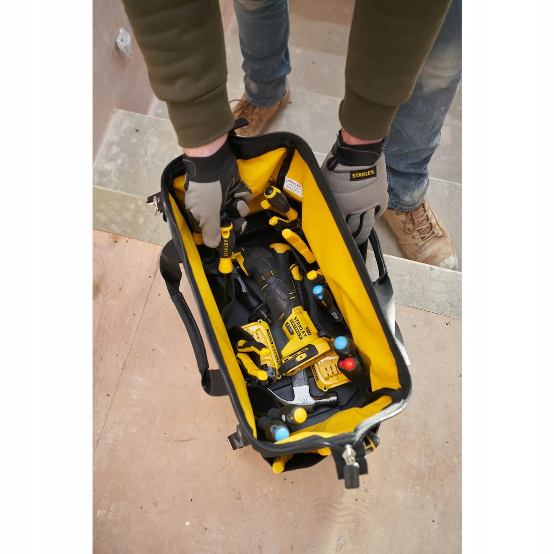 stanley-torba-zamknieta-45cm-pro-stack-fmst17627-1