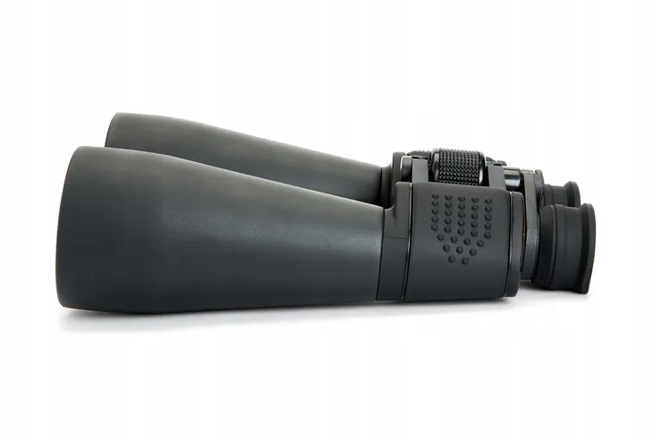 lornetka-celestron-skymaster-25x70-szklo-w-pryzmatach-bak-4