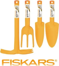 narzedzia-ogrodnicze-zestaw-lopatka-grabki-motyczka-pazurki-4-szt-fiskars