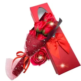 bukiet-roz-flower-box-wieczna-roza-prezent-na-dzien-kobiet