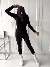 dopasowany-kombinezon-wiskozowy-fame-fashion-czarny-rozmiar-uniwersalmy