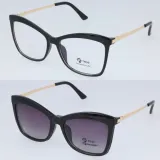 okulary-damskie-polaryzacyjne-kocie-oprawki-nakladki-clip-on-stan-opakowania-oryginalne