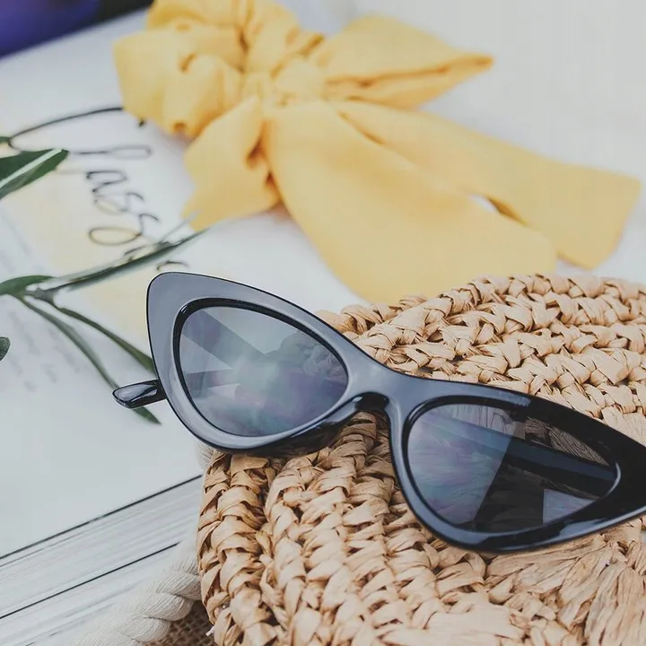 okulary-przeciwsloneczne-damskie-kocie-oko-czarne