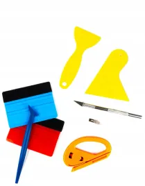 narzedzia-do-oklejania-samochodu-zestaw-w0n44