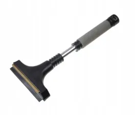 skrobaczka-mosiezna-ze-sciagaczka-mocna-nie-rysuje-skrobak-miekki-uchwyt