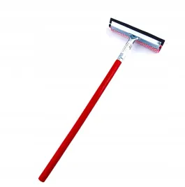 myjka-do-szyb-ze-sciagaczka-na-drewnianym-kiju-v6x55
