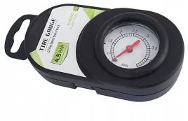 cisnieniomierz-plastikowy-w-etui-manometr-45-bar-e0w05