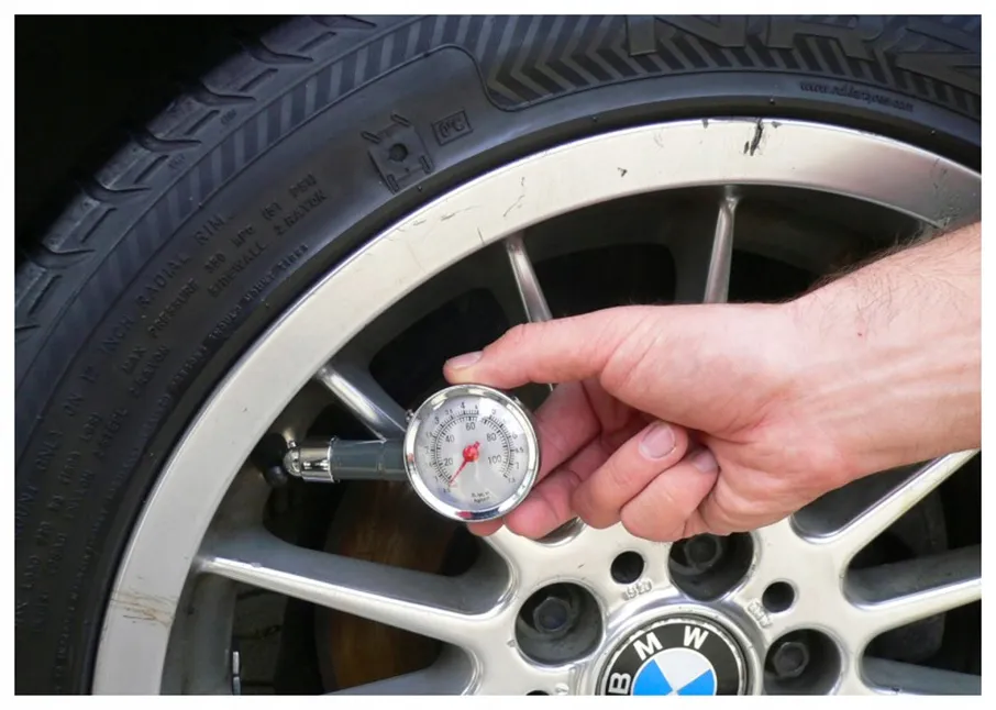 metalowy-b9h84-samochodowy-mocny-cisnieniomierz-ma