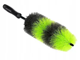 szczotka-do-mycia-felg-i-trudno-dostepnych-miejsc