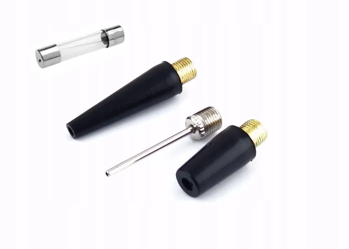 kompresor-samochodowy-do-kol-12v-100-psi-latarka-stan-nowy-waga-z-opakowaniem-1-2-kg