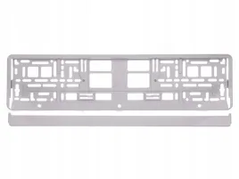 ramka-tablicy-rejestracyjnej-metalizowana-biala