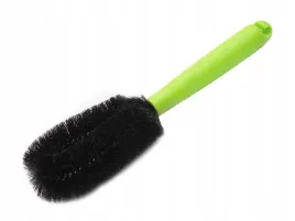 szczotka-do-mycia-felg-kolpakow-felgi-samochodowa