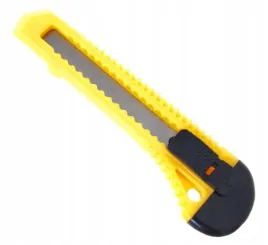 lamany-18-mm-ostry-noz-do-tapet-fv-h5z36-nozyk-wys