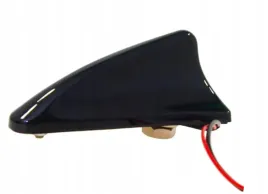 antena-samochodowa-rekin-z-wzmacniaczem-czarna-fm