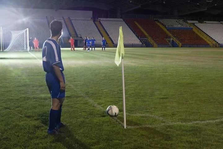 trawa-sportowa-boiskowa-samozageszczajaca-odporna-na-deptanie-gf-sport-10kg-stan-opakowania-oryginalne