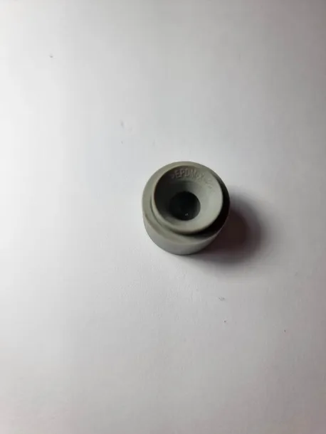 mocowanie-audi-a1-15-stan-nowy-typ-silnika-diesel