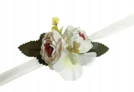 kotylion-na-reke-stylowy-kamelia-kremowy-slub-bal