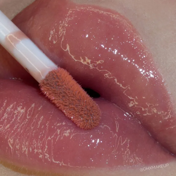 claresa-blyszczyk-do-ust-gloss-is-my-boss-05