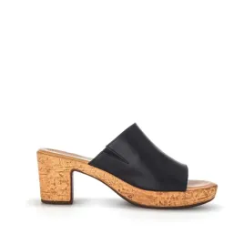 damskie-klapki-czarne-gabor-44-760-27-405